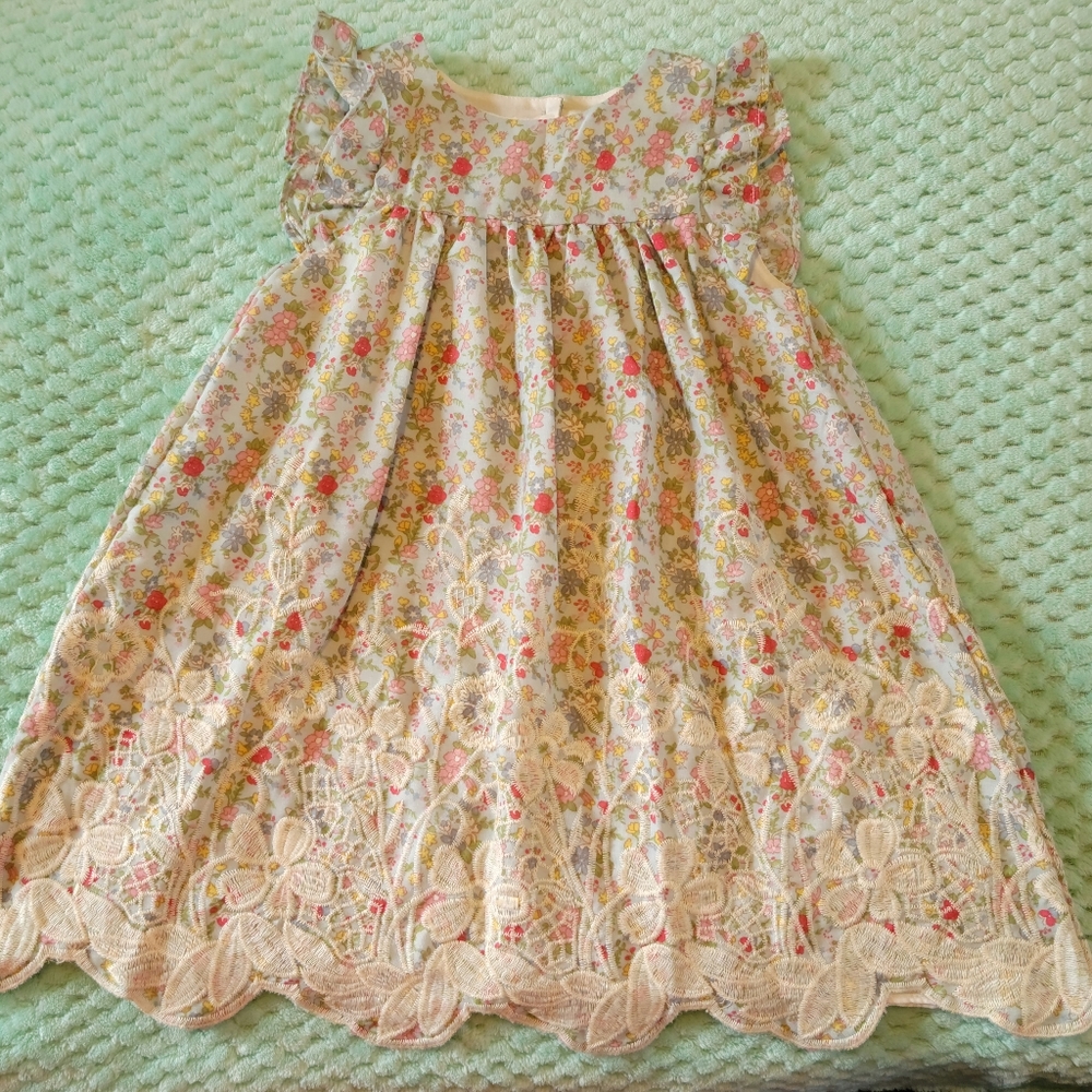 Pippa & Julie light blue floral embroidered dress